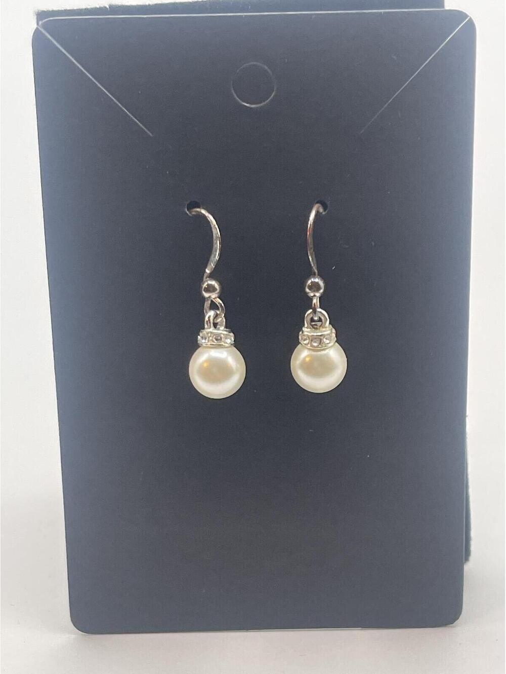 Elegant Pearl Drop Earrings with Rhinestone Accents
